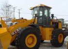 Фронтальный колесный погрузчик LW500F